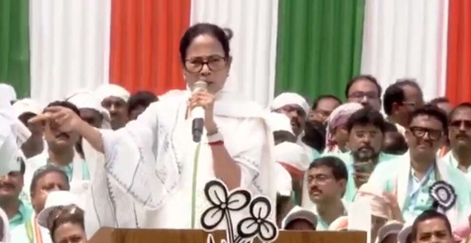 ममता बनर्जी ने भाजपा पर लगाया भाषाई आतंकवाद फैलाने का आरोप