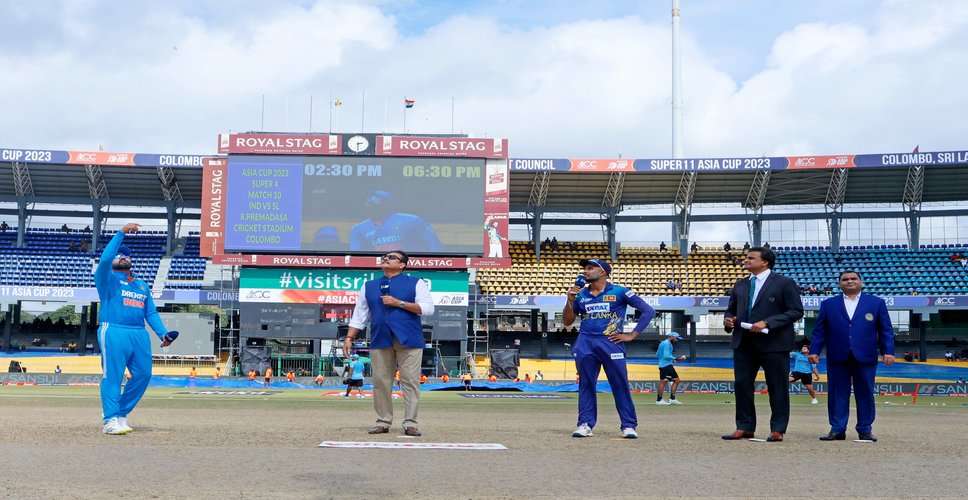 श्रीलंका के खिलाफ टॉस जीतकर भारत ने चुनी बल्लेबाजी, शार्दूल की जगह अक्षर को मौका