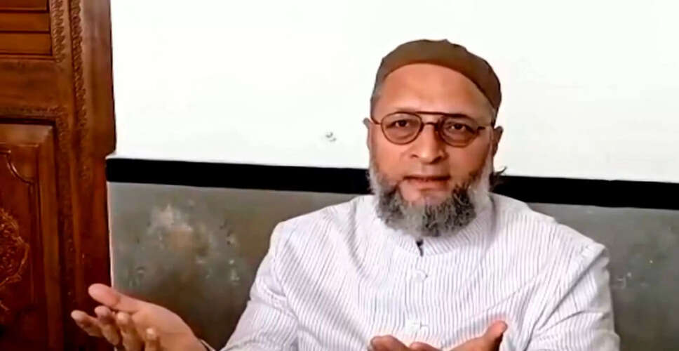 ओवैसी ने बांग्लादेश में अल्पसंख्यकों की सुरक्षा पर जताई चिंता