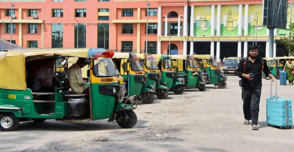 दिल्ली-एनसीआर में वाणिज्यिक वाहनों की हड़ताल, परिवहन सेवाएं प्रभावित
