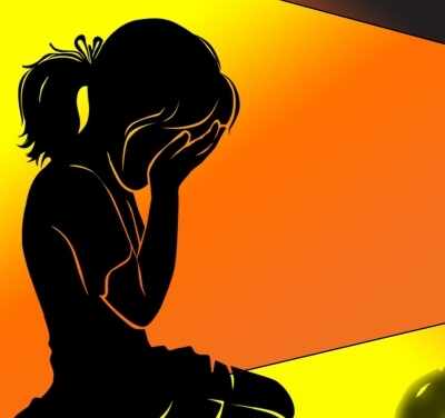 नाबालिग को दी यातना, प्राइवेट पार्ट में मिले लकड़ी के टुकड़े