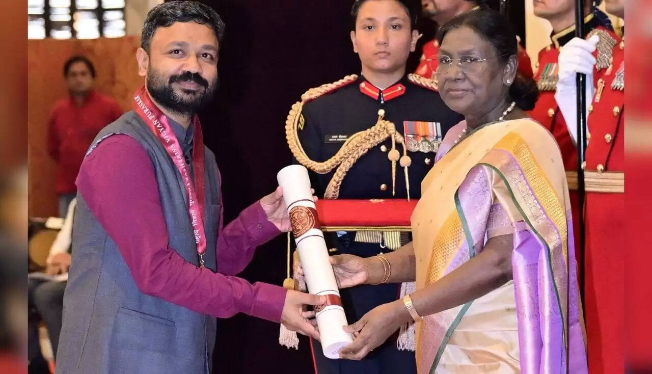 प्रोफेसर सुरहुद श्रीकांत मोरे को मिला राष्ट्रीय विज्ञान पुरस्कार