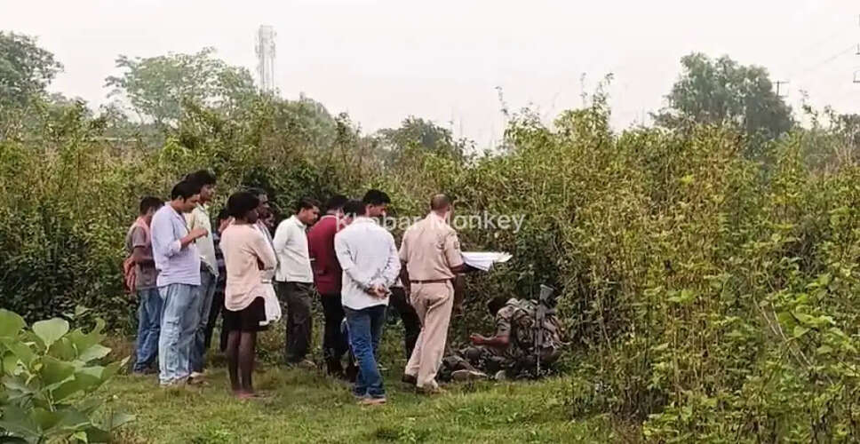 धनबाद में अज्ञात युवक का शव मिलने से मचा हड़कंप