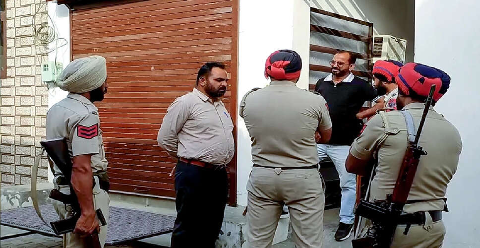 एनआईए की छापेमारी: पांच राज्यों में आतंकी गतिविधियों की जांच