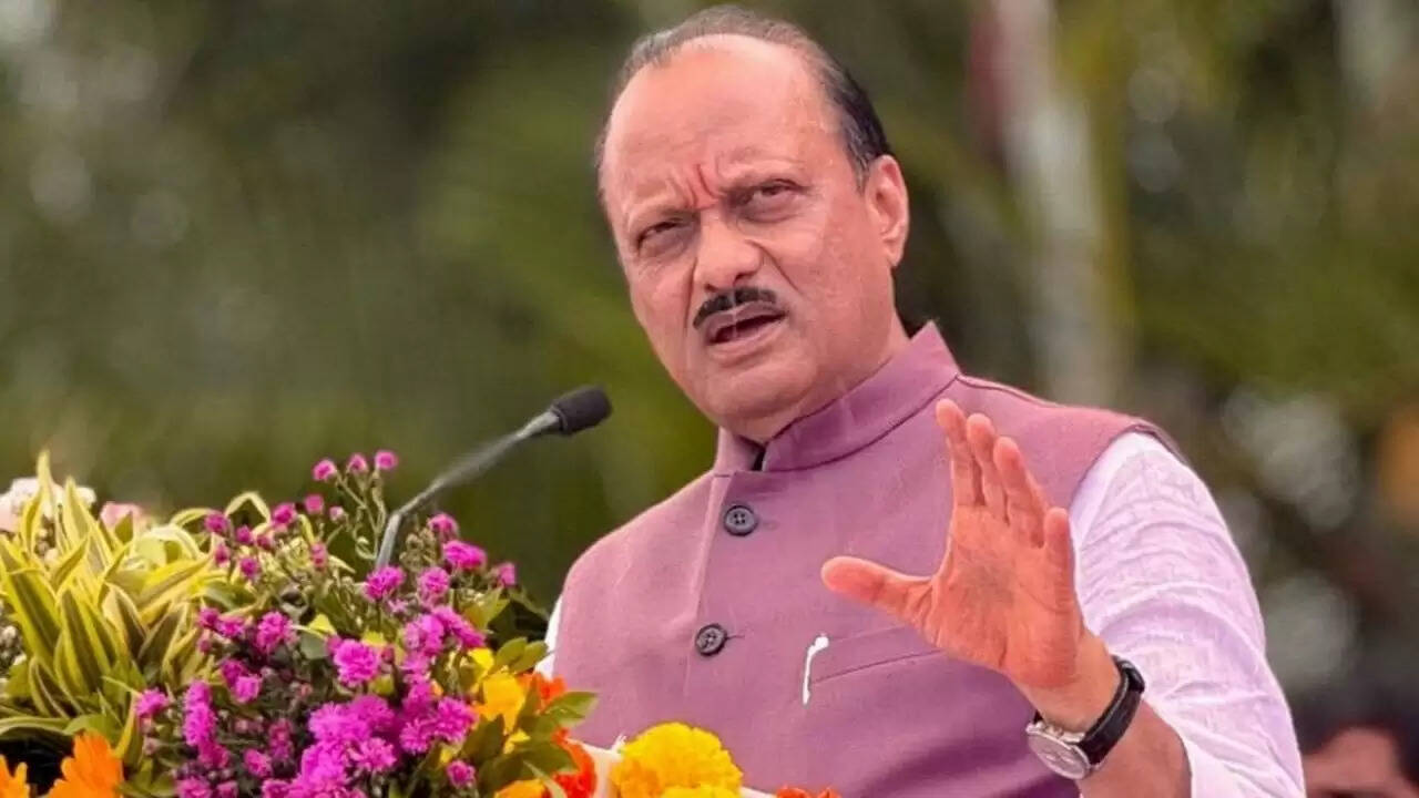 अजित पवार का अचानक गायब होना: राजनीतिक हलचल के बीच रहस्य