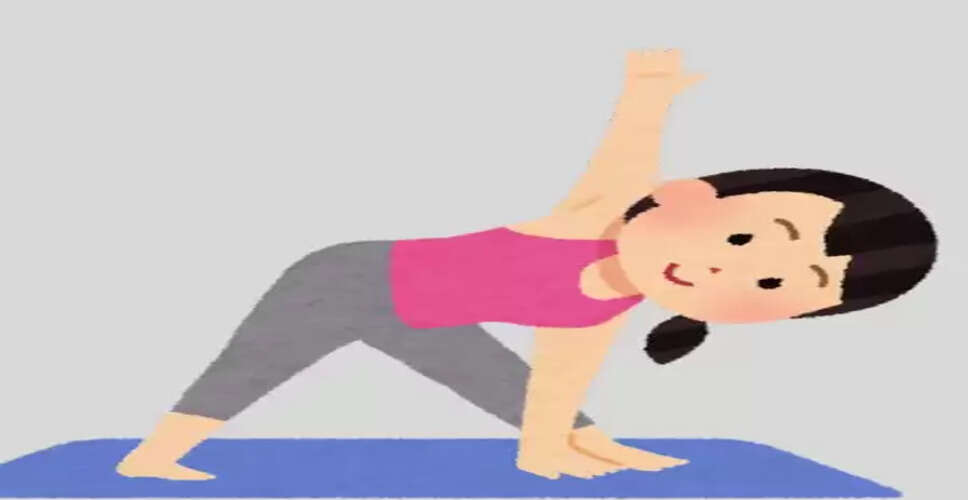 बॉडी पोस्चर में सुधार से लेकर तनाव दूर करने तक, जानें त्रिकोणासन के कई फायदे