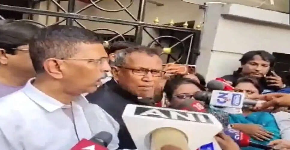कोलकाता में अभिषेक बनर्जी के घर CID की छापेमारी, सिग्नेचर फ़ॉर्जरी मामले में पूछताछ