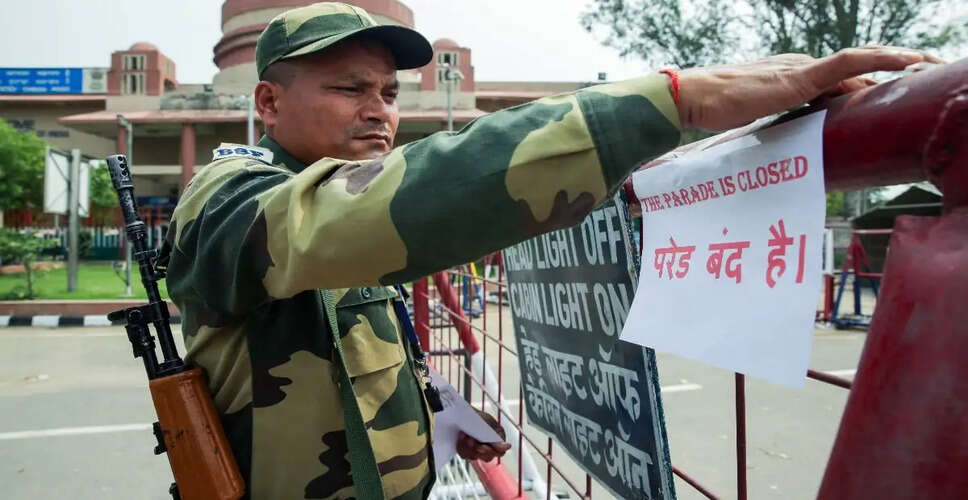 जालंधर में स्कूटर में आग लगने से मची अफरा-तफरी, राजनीतिक प्रतिक्रियाएं शुरू