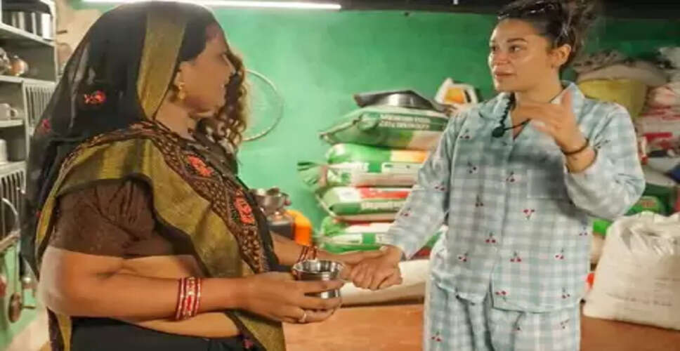 कृष्णा श्रॉफ की बिगड़ी तबीयत, गांव में नहीं खाया खाना तो आंटी की आंखों में आए आंसू