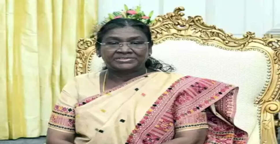 गोंडा में दर्दनाक सड़क हादसा: राष्ट्रपति मुर्मू, पीएम मोदी ने जताया दुख, आर्थिक मदद का ऐलान