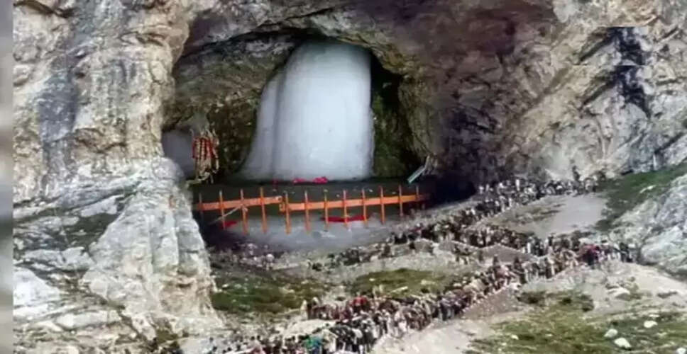 अमरनाथ मंदिर: शिवलिंग की अद्भुत उत्पत्ति की कहानी