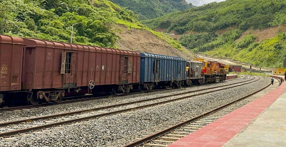 कश्मीर में मालगाड़ी सेवा से पर्यटन और अर्थव्यवस्था को मिलेगी नई गति
