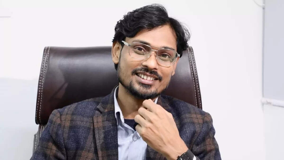 दिलखुश कुमार: सब्जी बेचने से करोड़ों की कंपनी तक का सफर