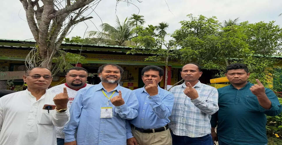 असम चुनाव 2026: लोकतंत्र की रक्षा के लिए वोटिंग का दावा करते हैं अखिल गोगोई