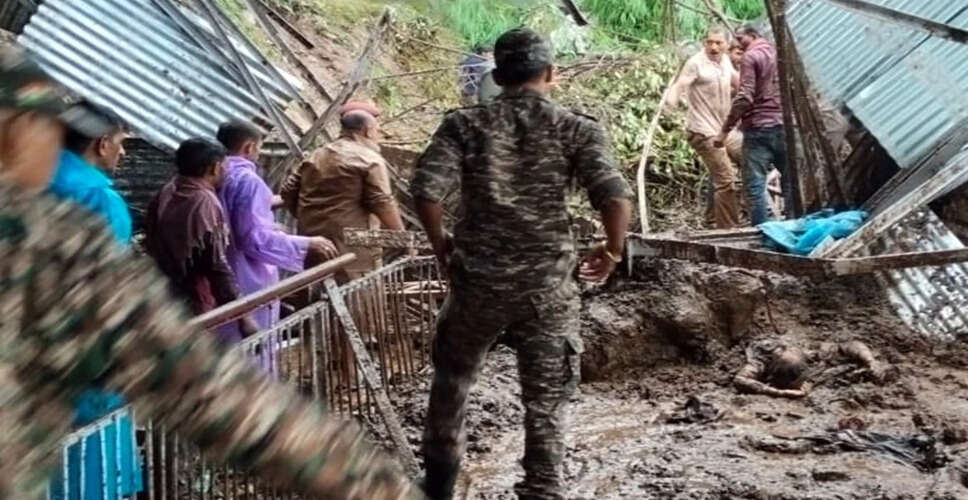 जम्मू-कश्मीर में भारी बारिश से तबाही, 13 लोगों की मौत