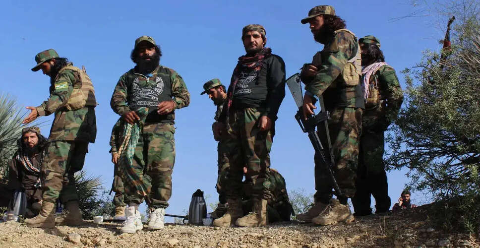 पाकिस्तान ने अफगानिस्तान में आतंकवादी ठिकानों पर किया हवाई हमला