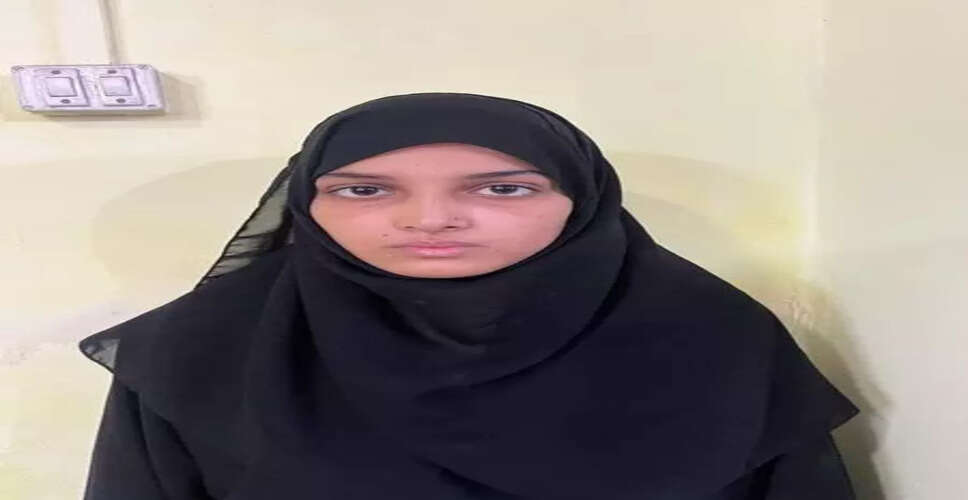 लखनऊ पुलिस ने 'हनी ट्रैप' गिरोह के मास्टरमाइंड को गिरफ्तार किया