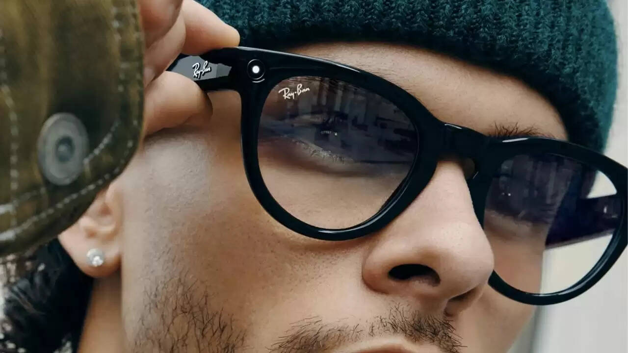 Apple के नए AR स्मार्ट चश्मे: एडजस्टेबल आर्म्स और उन्नत तकनीक