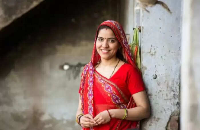 गरुड़ पुराण में महिलाओं के लिए जीवन जीने के महत्वपूर्ण टिप्स