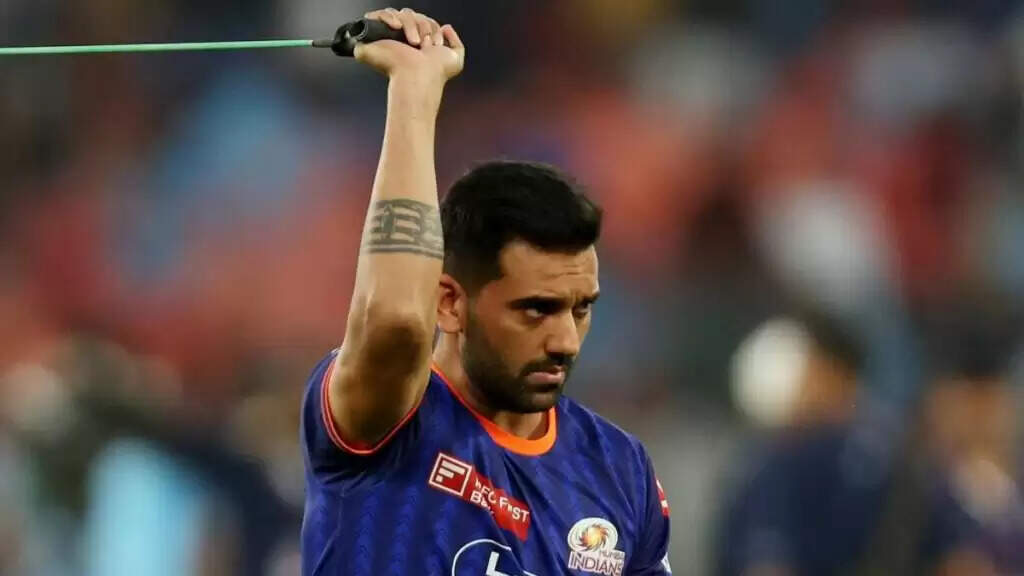 मुंबई इंडियंस ने रिलीज की सूची में शामिल किए तिलक वर्मा और दीपक चाहर