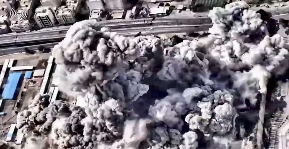 इजराइल ने तेहरान में ईरान के नेतृत्व वाले मुख्यालय पर हवाई हमला किया