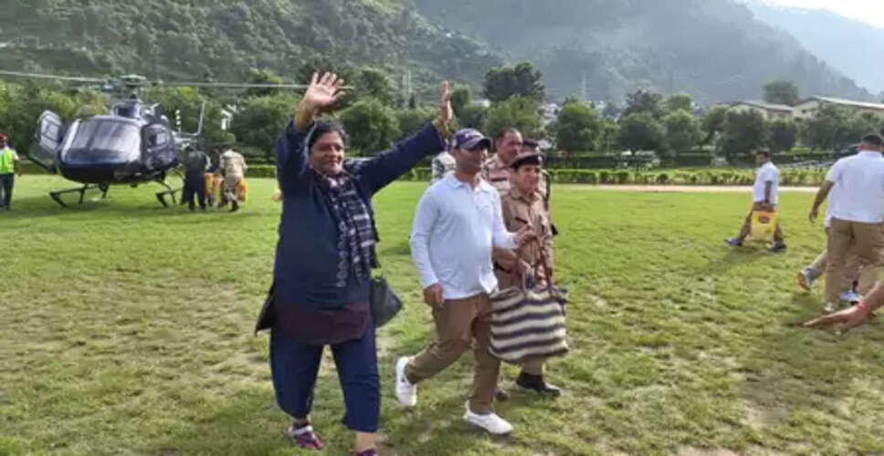 उत्तरकाशी आपदा : भारतीय सेना ने गुजरात के 10 तीर्थयात्रियों का किया रेस्क्यू, परिवारों से मिलाया