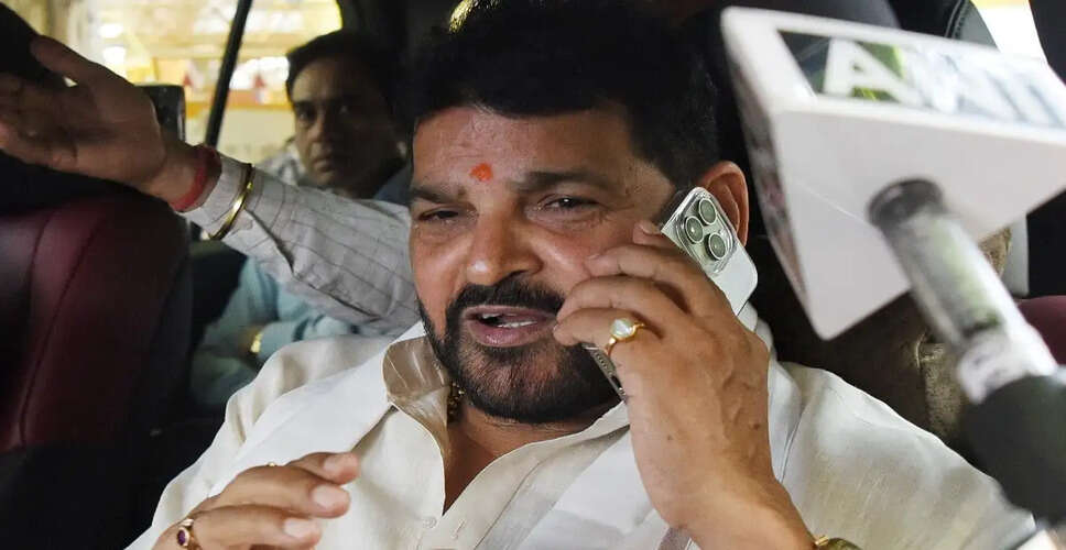 बृजभूषण शरण सिंह का राम मंदिर दान पर विवादास्पद बयान