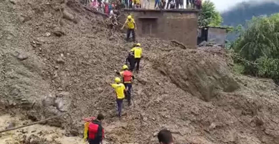 रुद्रप्रयाग में बादल फटने से भारी तबाही : एक महिला की मौत, राहत और बचाव कार्य जारी