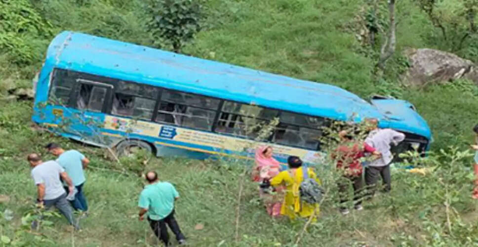 हिमाचल प्रदेश में बस दुर्घटना में सात लोगों की मौत, कई घायल