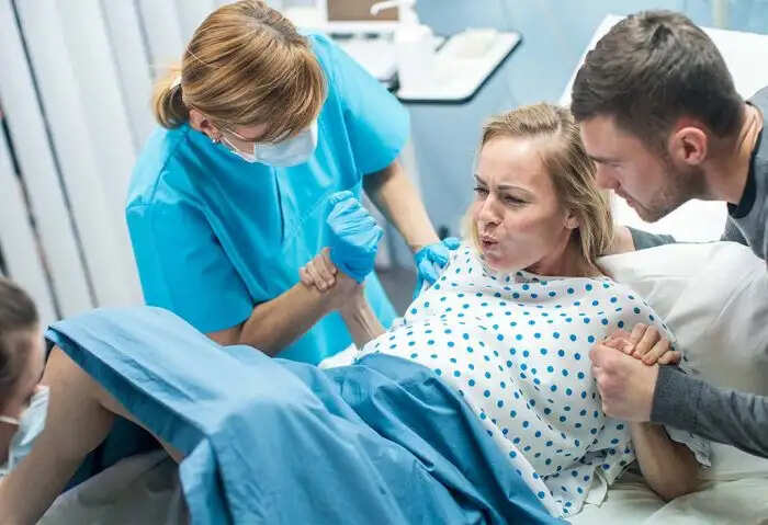 गर्भावस्था में नॉर्मल और सिजेरियन डिलीवरी के संकेत