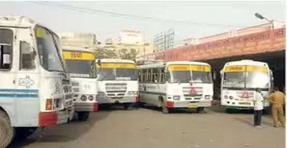 चौमूं बस स्टैंड का बुकिंग केंद्र बंद: यात्रियों को हो रही परेशानी