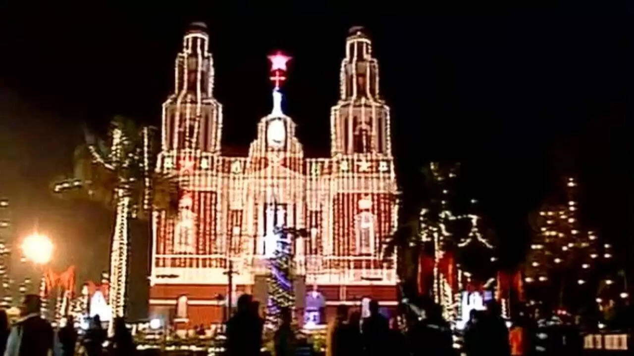 क्रिसमस की खुशियों का जश्न: देशभर में चर्चों की रौनक