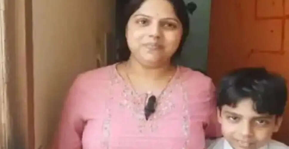 कांस्टेबल की पत्नी ने ऑनलाइन गेम से जीते एक करोड़, बुलेट और आईफोन