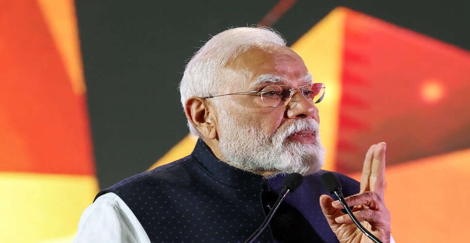प्रधानमंत्री मोदी की पश्चिम बंगाल यात्रा: गैस वितरण परियोजना का उद्घाटन
