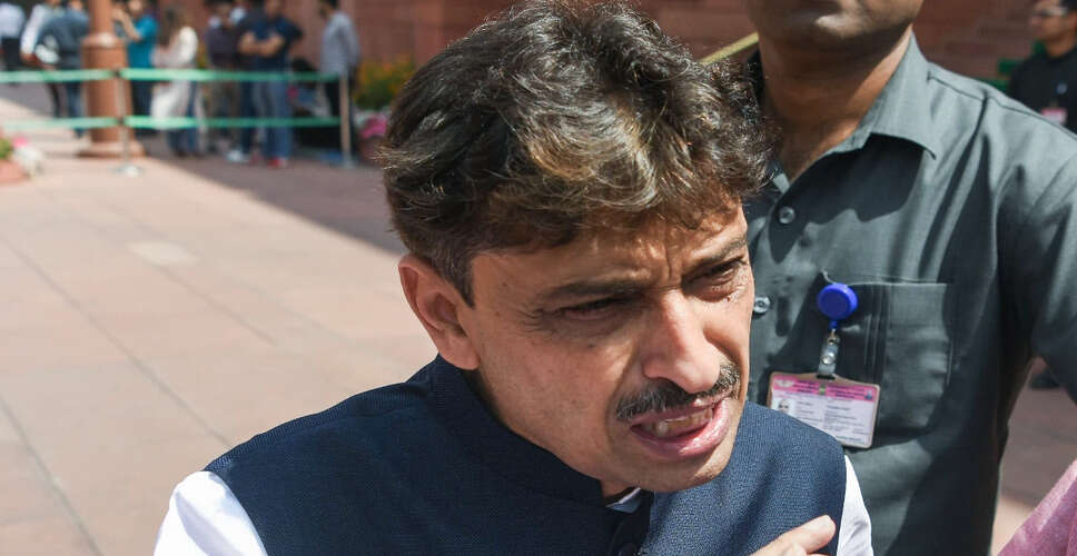 कांग्रेस सांसद ने मोदी सरकार की निर्णय प्रक्रिया पर उठाए सवाल