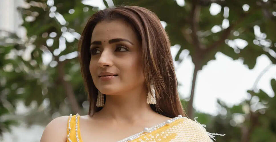 त्रिशा कृष्णन की चुप्पी: विवादों में भी करियर की बात करती हैं