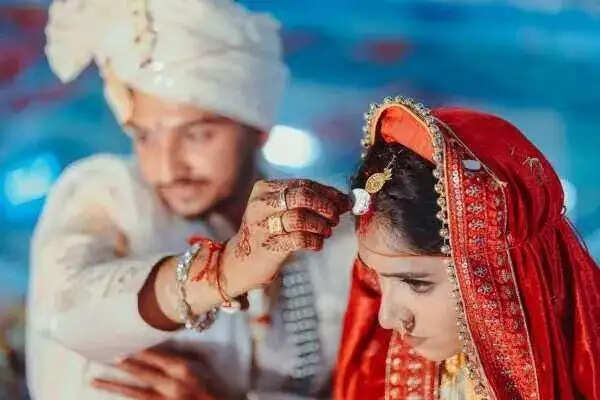 सिंदूर: परंपरा, विज्ञान और स्वास्थ्य का अनोखा संगम