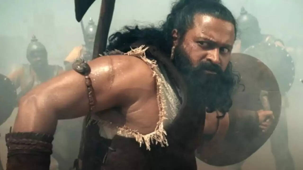 2025 में बॉलीवुड के 6 अद्भुत ट्रांसफॉर्मेशन: किरदारों का जादू