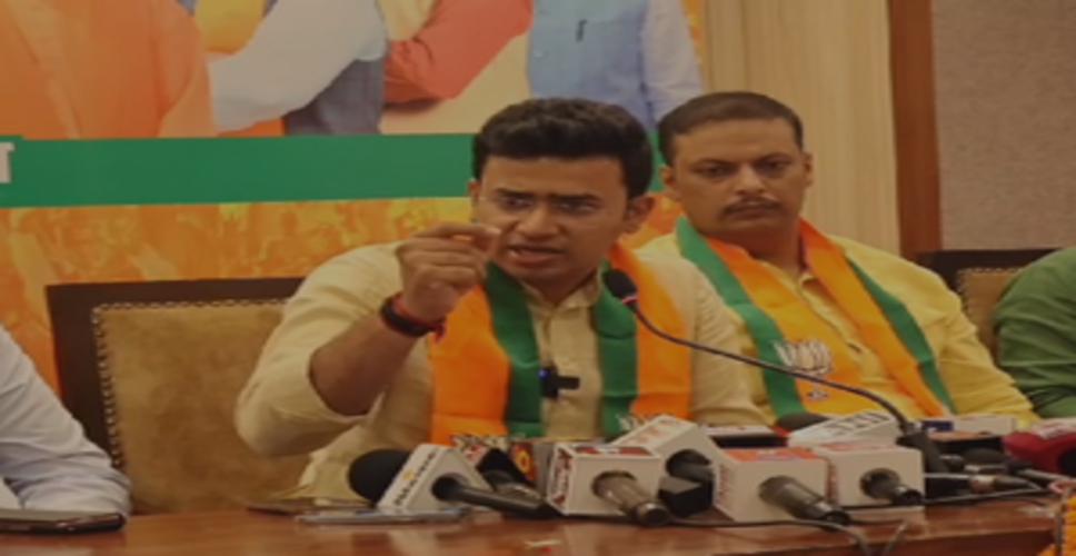 हसबैंड-वाइफ को जीत दिलाने में लगा विपक्ष, पारिवारिक सीट बचाना चुनौती : तेजस्वी सूर्या