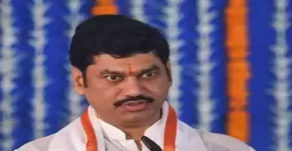 बीड, सरपंच हत्याकांड : मंत्री धनंजय मुंडे ने अजीत पवार से की मुलाकात