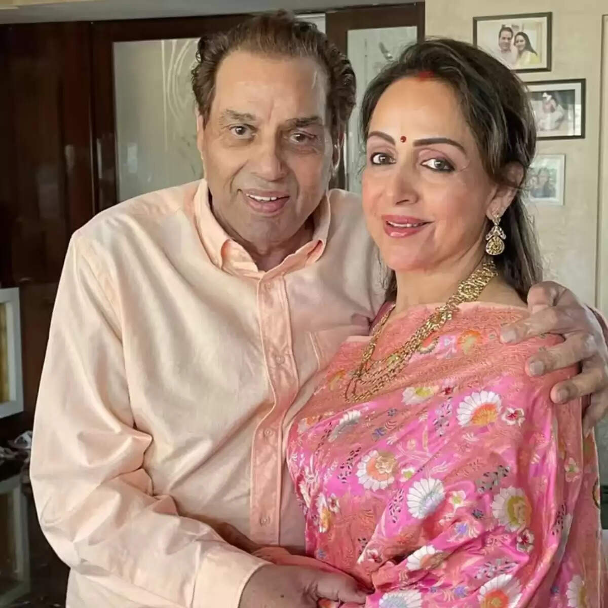 धर्मेंद्र की तबीयत पर फिल्म इंडस्ट्री के सितारों की प्रतिक्रिया