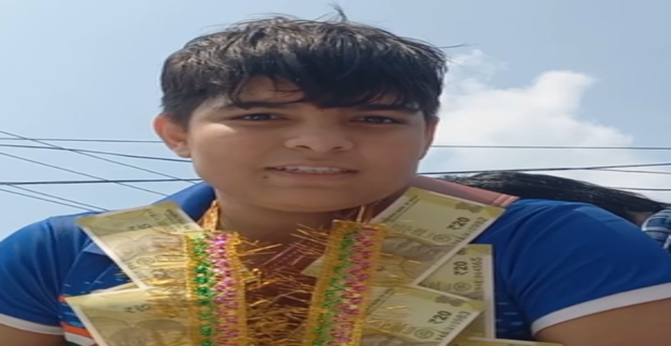 वर्ल्ड कुश्ती चैंपियनशिप में गोल्ड मेडल जीतने वाली जूनियर महिला पहलवान काजल का सोनीपत में जोरदार स्वागत