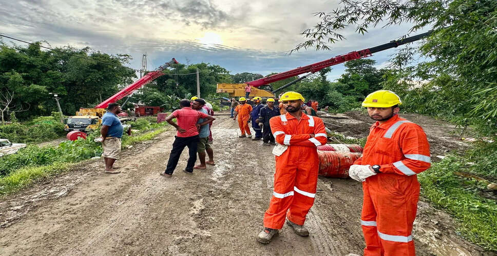 सिवासागर में तेल कुएं से गैस रिसाव से प्रभावित 1500 लोग, 70 परिवारों को सुरक्षित स्थान पर भेजा गया
