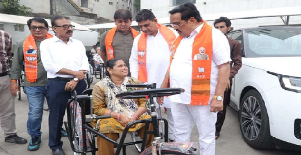 प्रधानमंत्री मोदी के 75वें जन्मदिन पर गुजरात में स्वच्छता अभियान और उत्सव का आयोजन