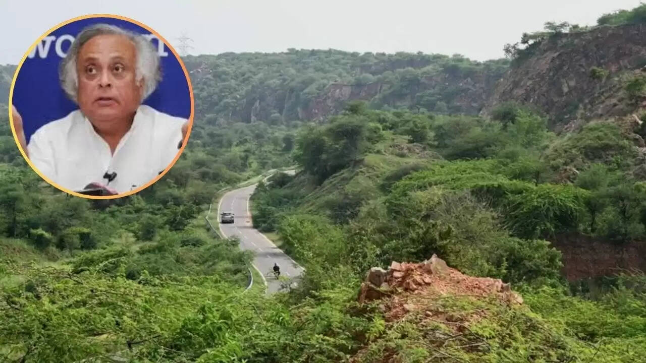 जयराम रमेश ने अरावली पर केंद्र सरकार के फैसले की आलोचना की