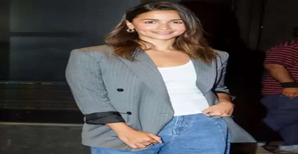 पंजाब बाढ़ पीड़ितों के लिए शाहरुख खान से लेकर आलिया भट्ट ने की प्रार्थना, लोगों से की खास अपील