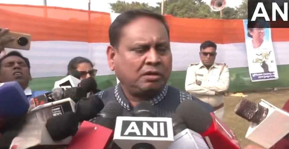 हुमायूं कबीर ने मस्जिद की नींव रखी, पश्चिम बंगाल की राजनीति में हलचल