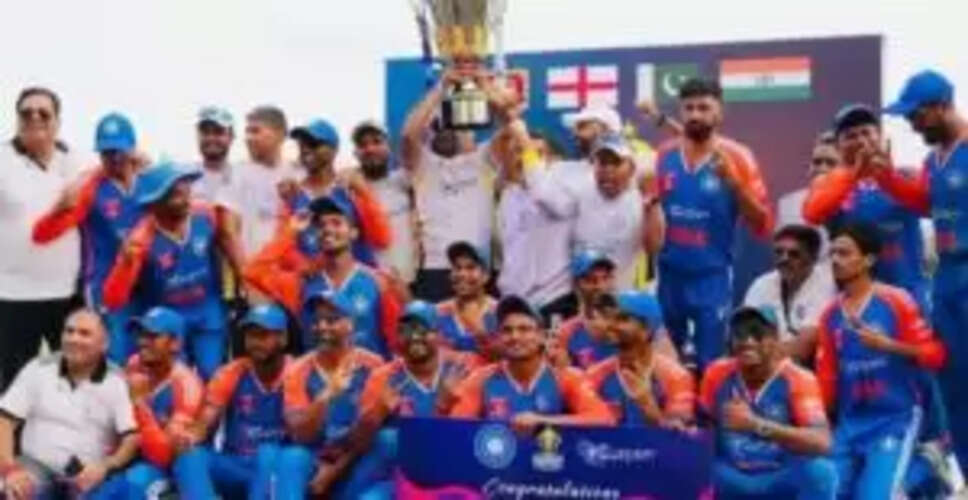 टीम इंडिया ने इंग्लैंड के खिलाफ 7 टी20 मैचों के लिए 16 सदस्यीय दल की घोषणा की