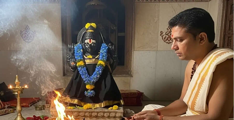 शनि देव का वक्री गोचर: राशियों पर प्रभाव और संभावित लाभ
