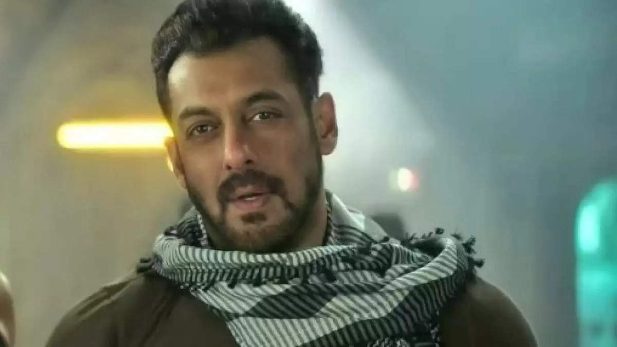 Salman Khan ने नई तस्वीर में दिखाया स्वैग, फैंस बोले- 'टाइगर फिर दहाड़ने को तैयार है'